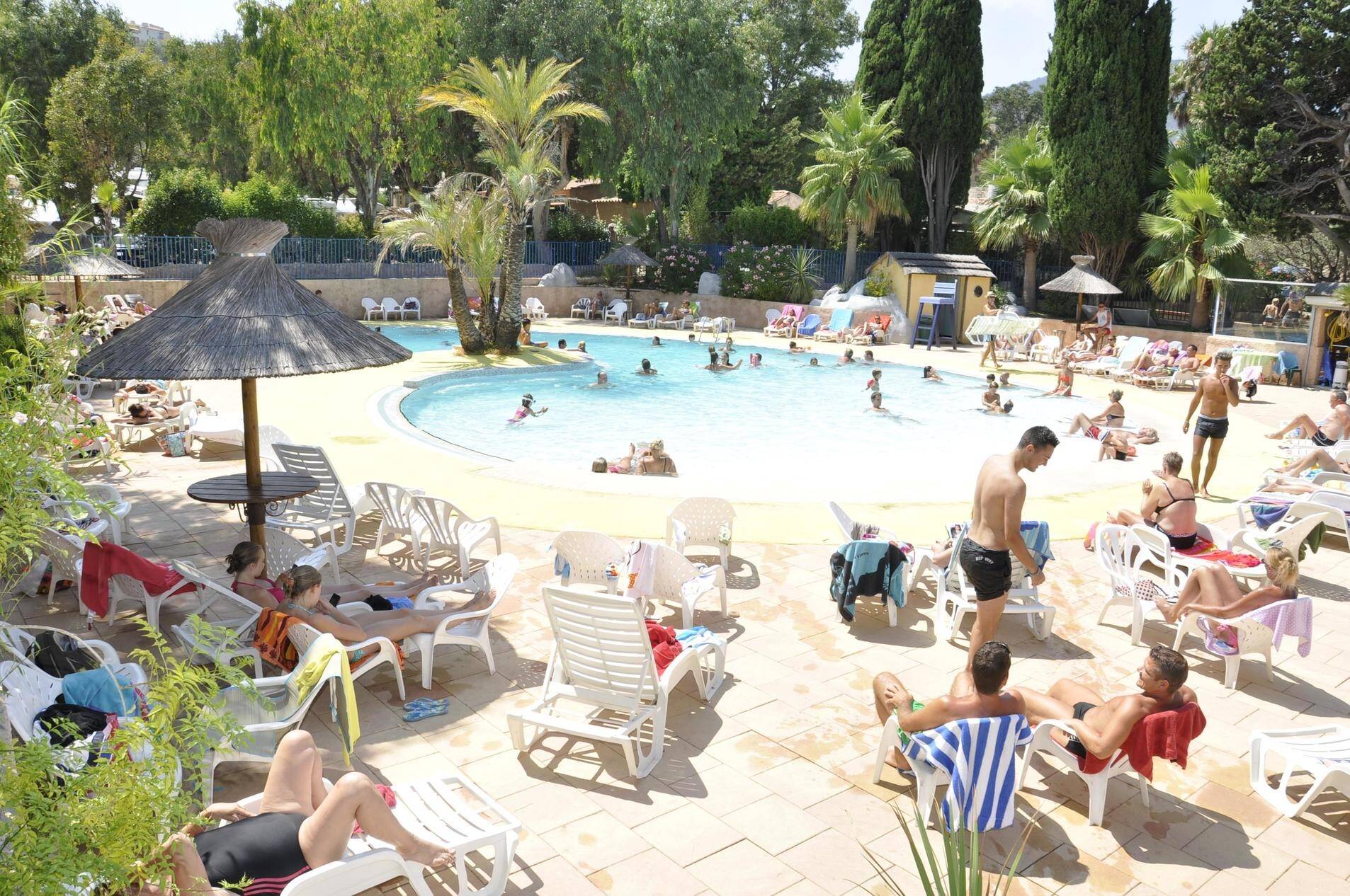Camping De La Baie, Cavalairesurmer, France (2023) Tous les campings sur Camping De La Baie, Cavalairesurmer, France (2023) Tous les campings sur