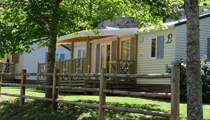 Camping De Peyrelade.