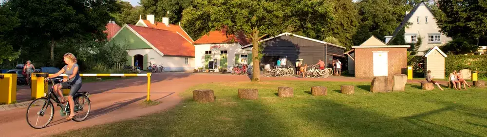 Uitzicht Camping De Roos - Huttopia