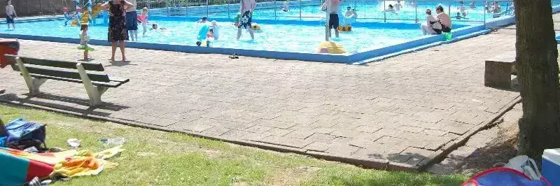 Zwembad Camping De Voorst