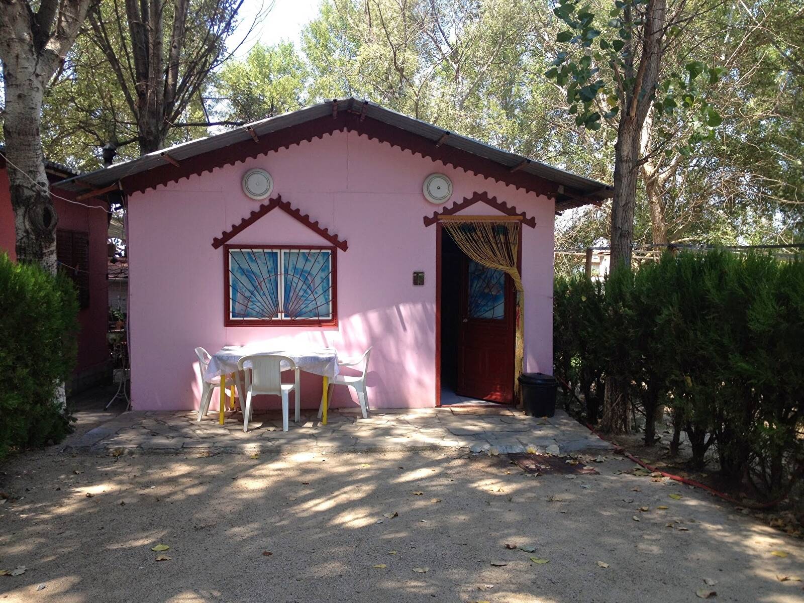 Chalet-Bungalow Camping Delphini