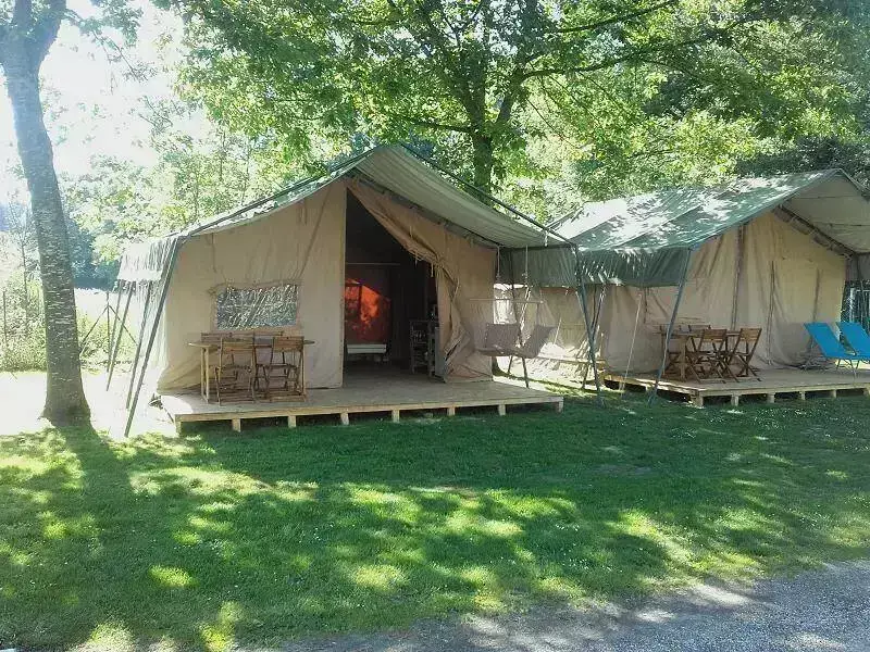 Tent Camping Des Eydoches