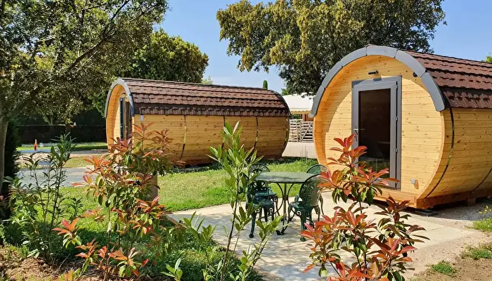 Camping Des Favards.