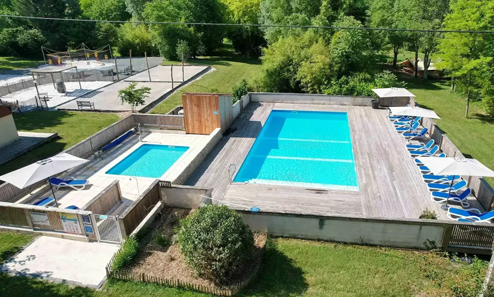 Piscina Camping des Tourbières