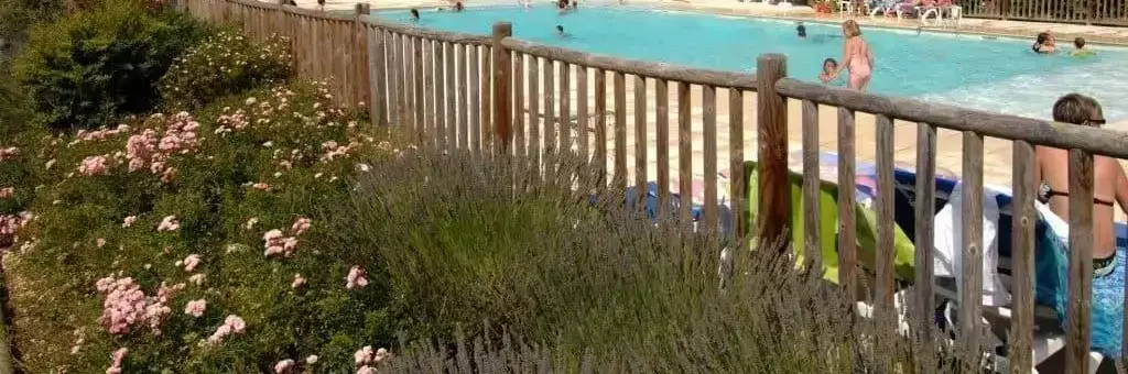 Piscina Camping Domaine de Claire Rive