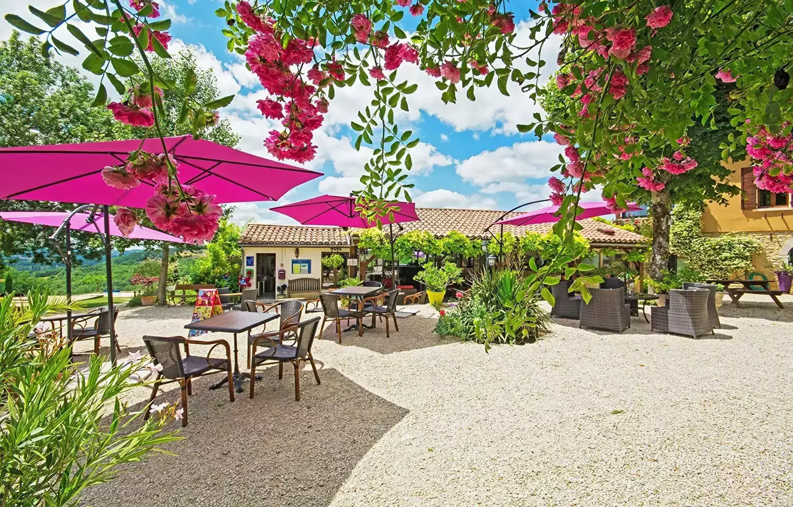 Cafe-Bar-Restaurant Camping Domaine de la Faurie