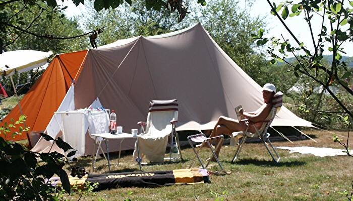 Camping Domaine De L%27eglantière