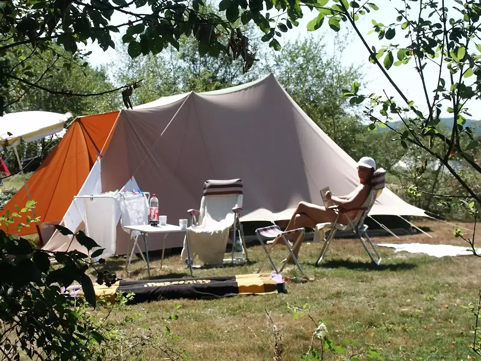 Zelt Camping Domaine De L'eglantière