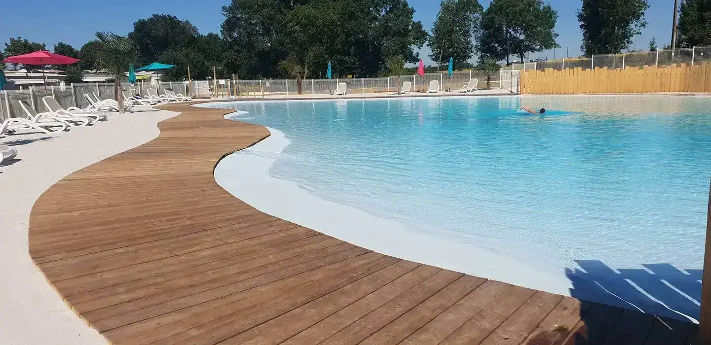 Camping Domaine de l'le Verte in Genouill, France (2026) | All campings  on JetCamp.com