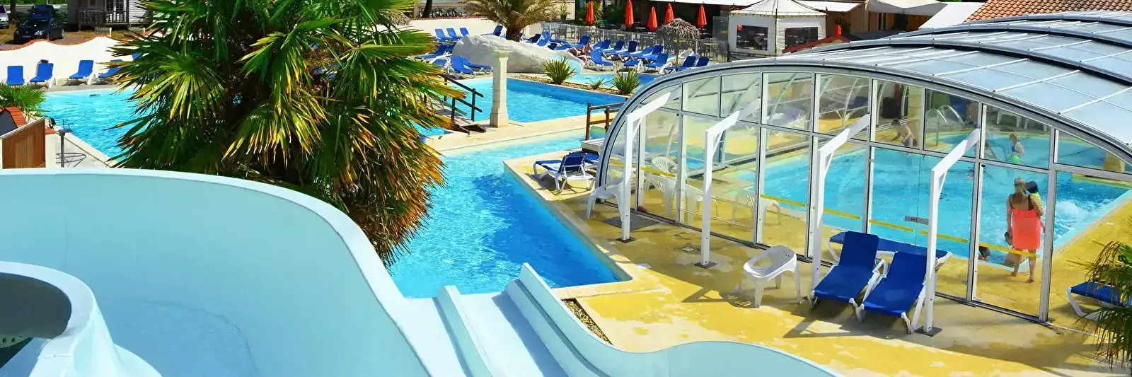 Zwembad Camping Domaine les Charmilles - Vagues Océanes