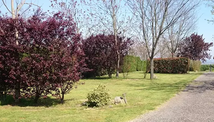 Camping Du Bas Larin.