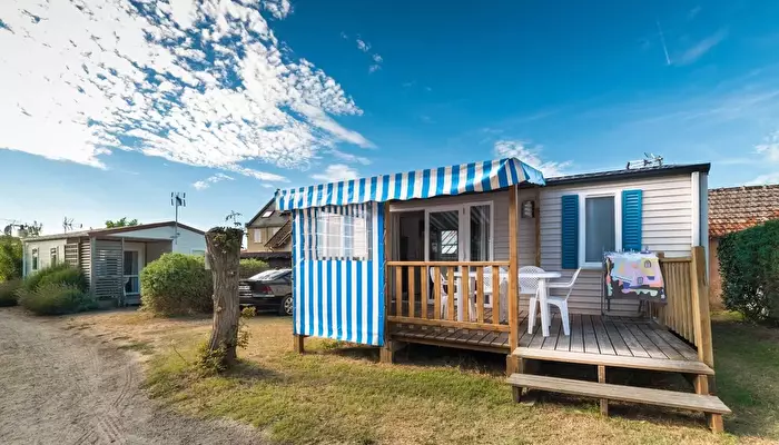 Camping du Bord de Mer.