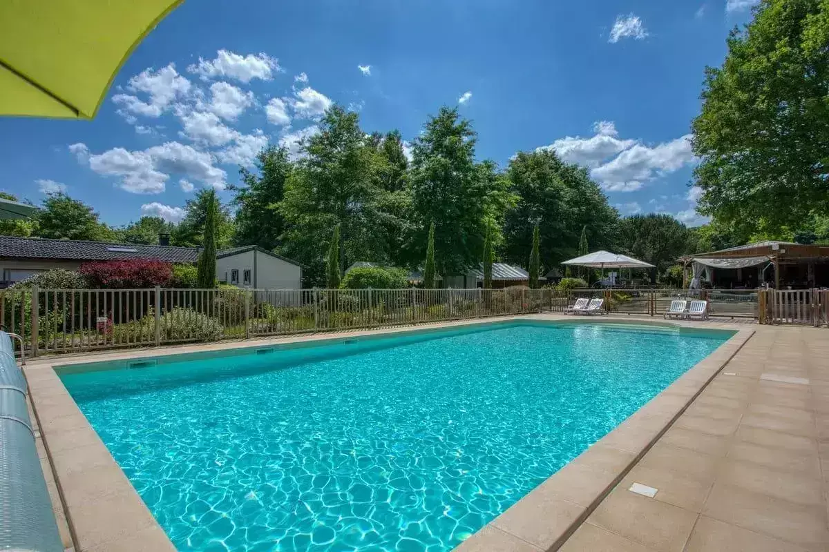 Piscina Camping du Lac de Grolejac