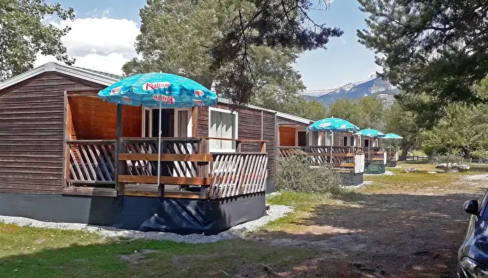 Camping du Lac Les Iscles.