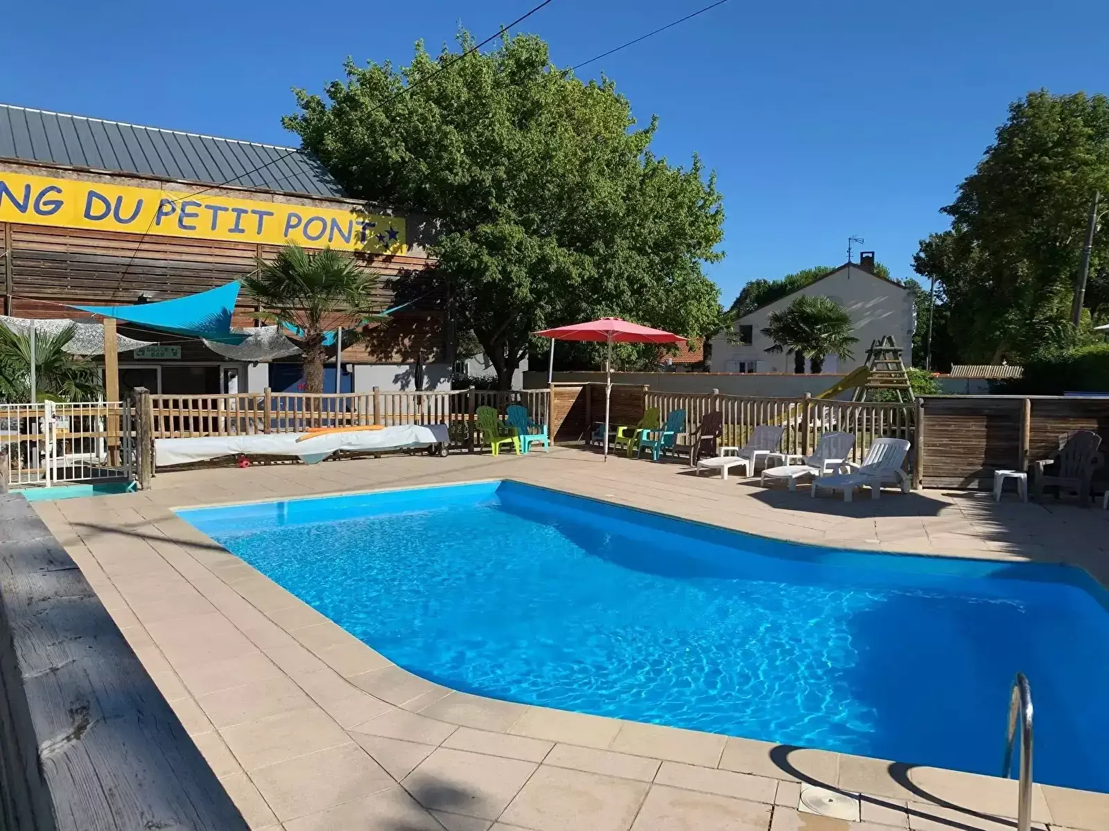 Piscina Camping Du Petit Pont