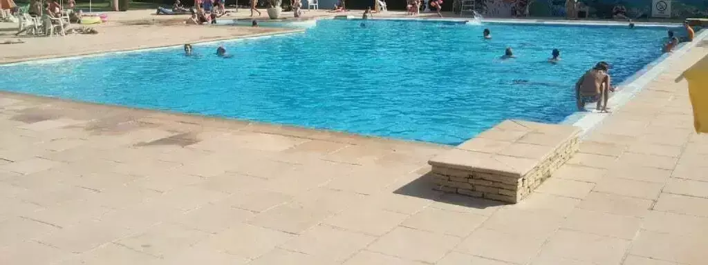 Swimming pool Camping Du Pylône