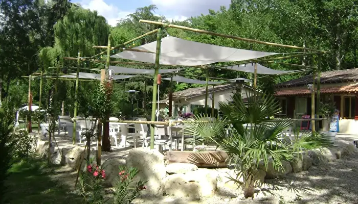 Camping Du Vieux Château.