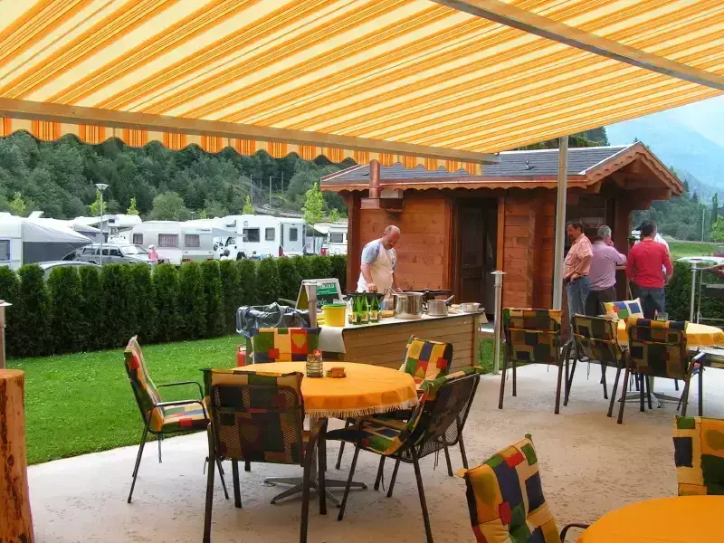 Cafe-Bar-Restaurant Camping Eggishorn
