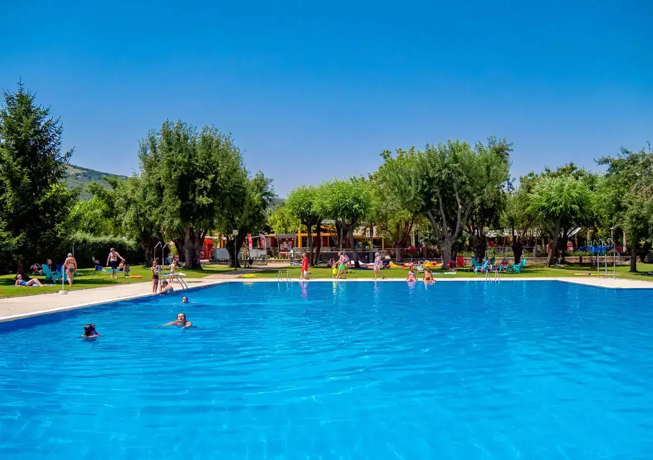 Plavecký bazén Camping El Escorial