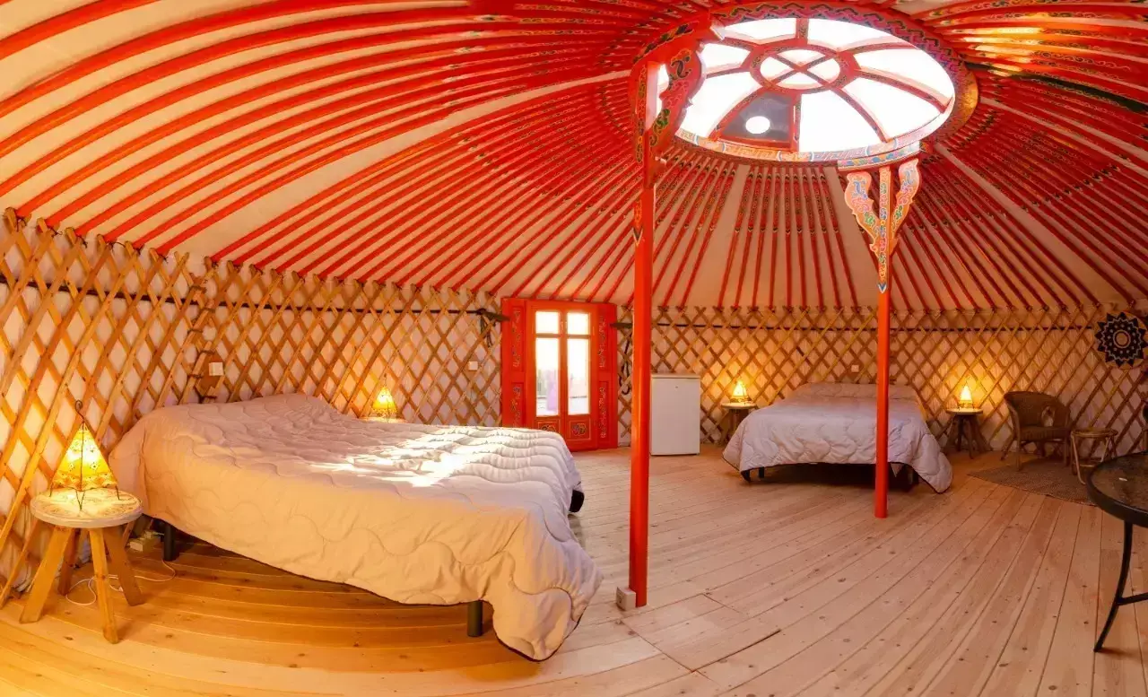 Interieur tent Camping El Roble