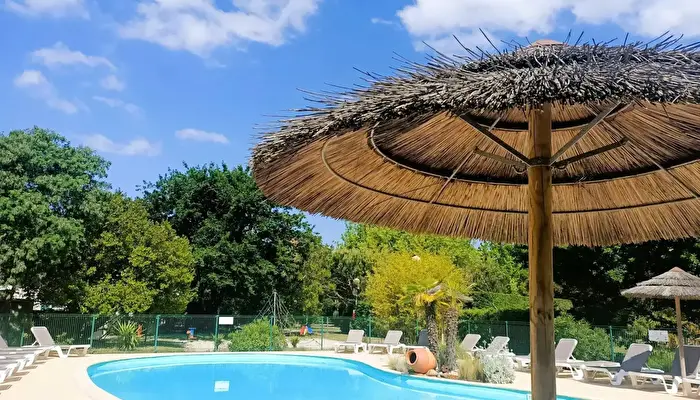 Camping En Chon Les Pins.