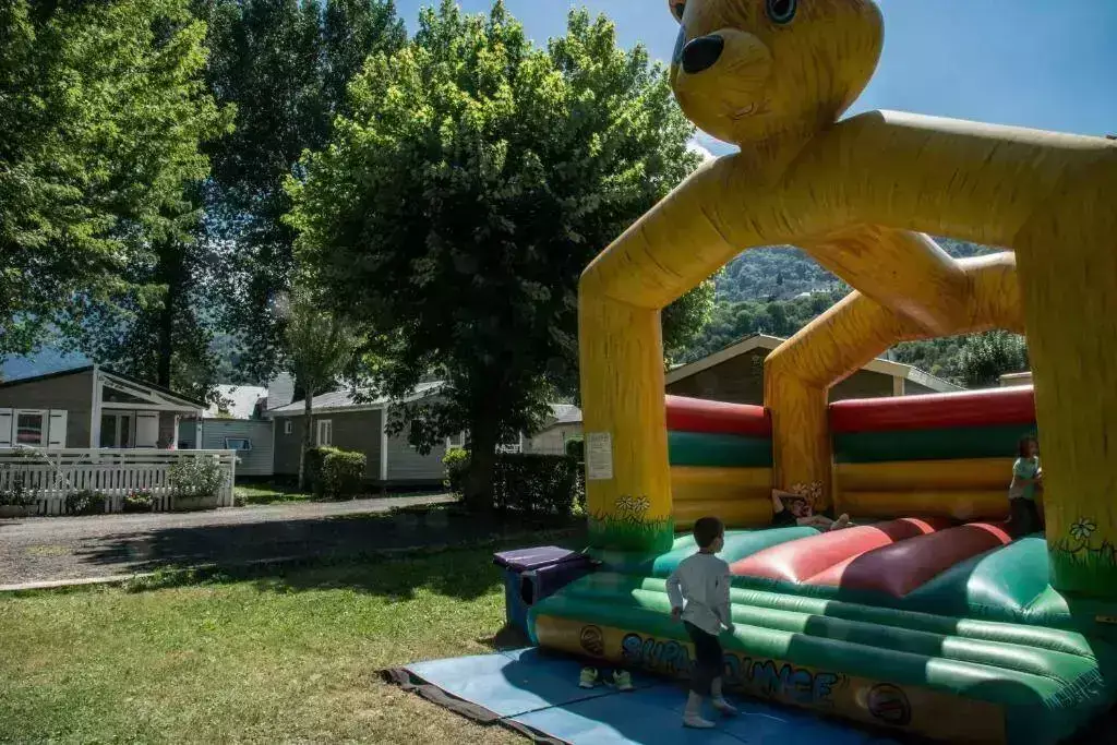 Dětské hřiště Camping Espace Pyrenees Loisirs