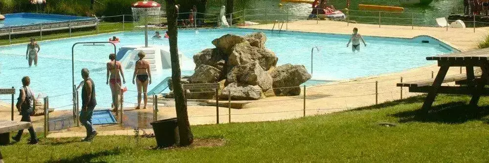 Piscina Camping Etangs Du Bos