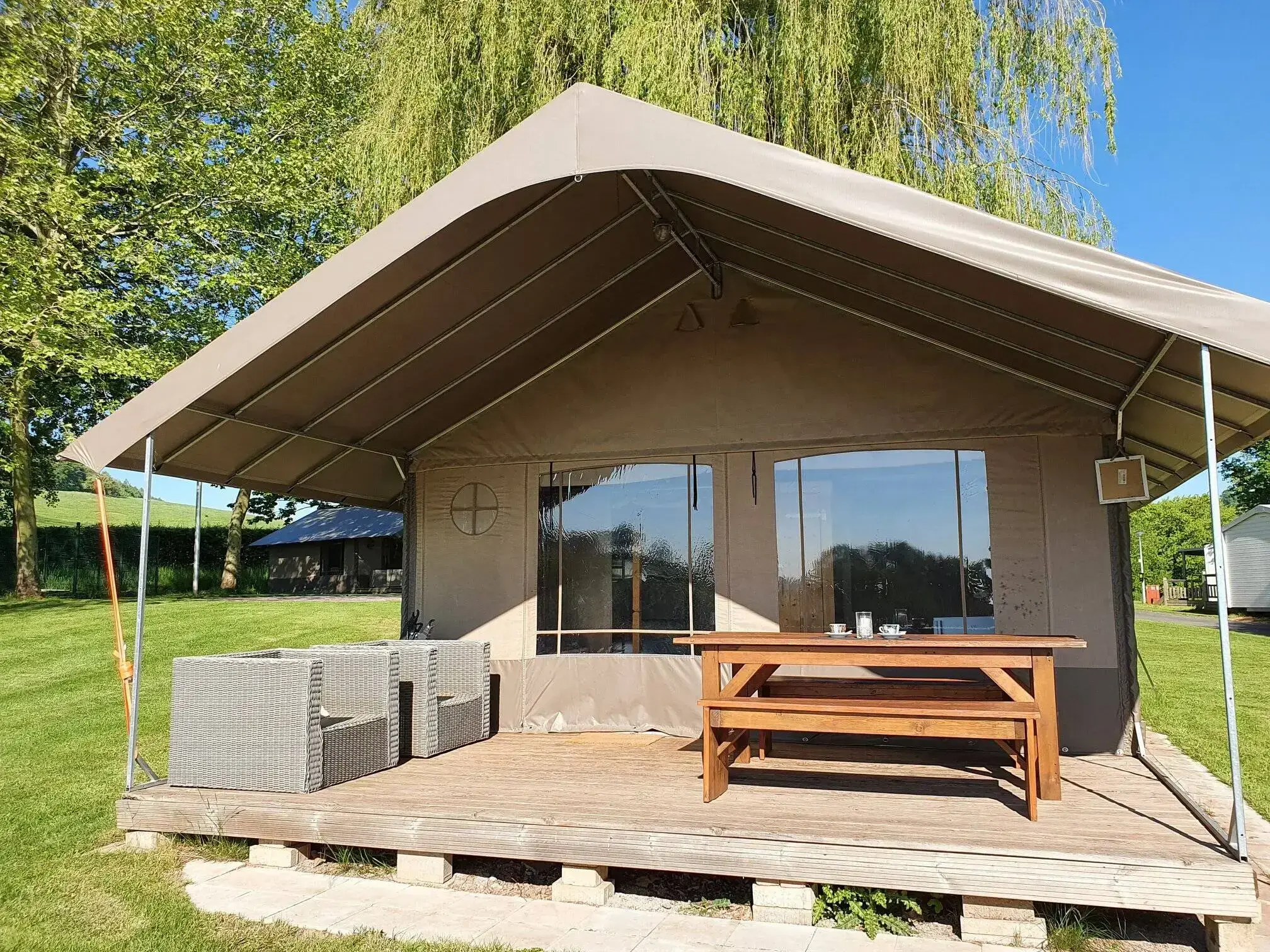 moby mountain dachzelt Moby Mountain SWELL M Hartschalen Dachzelt  RoofBase