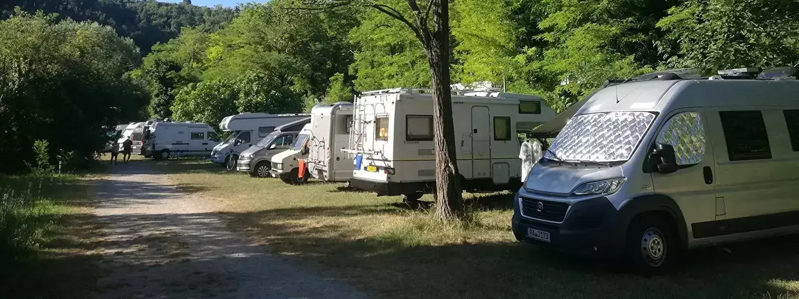 Campervan pitch Camping Fiesa