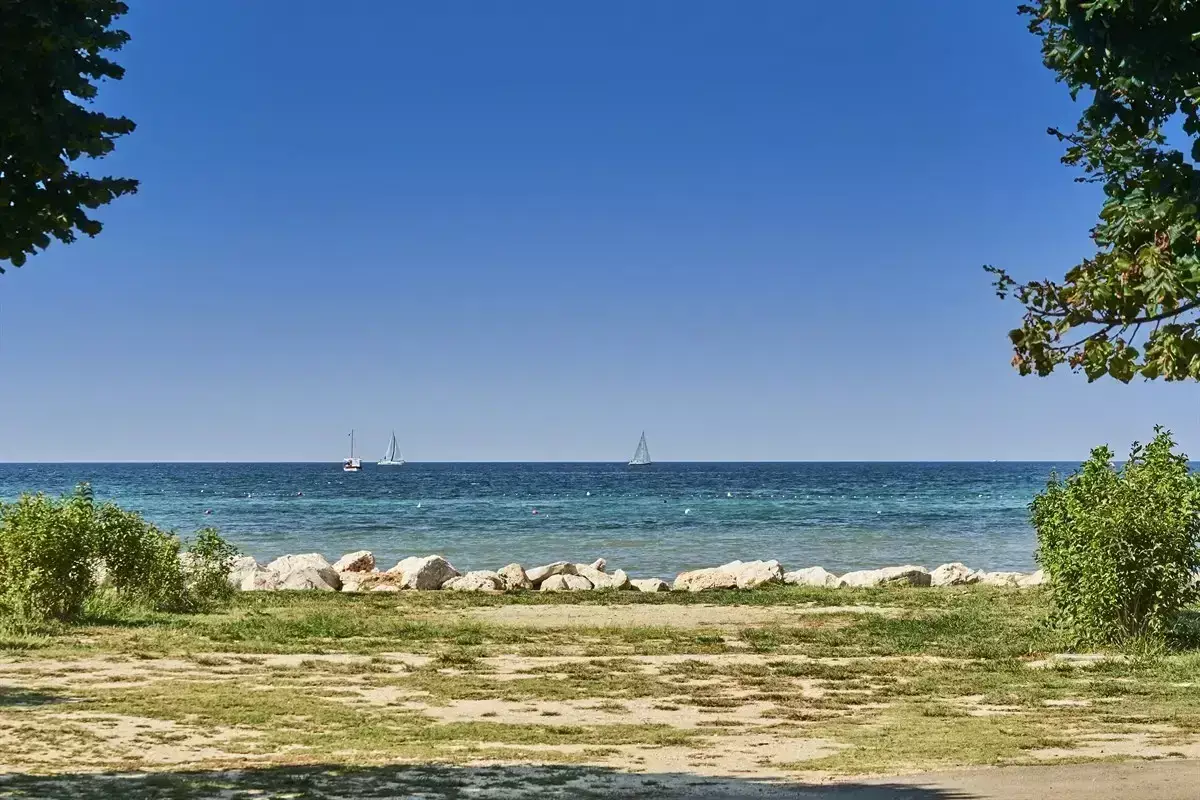 Staanplaats Camping Finida - Istracamping