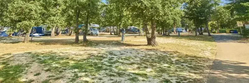 Staanplaats Camping Finida - Istracamping