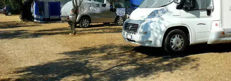 Campervan pitch Camping Fontana delle Rose