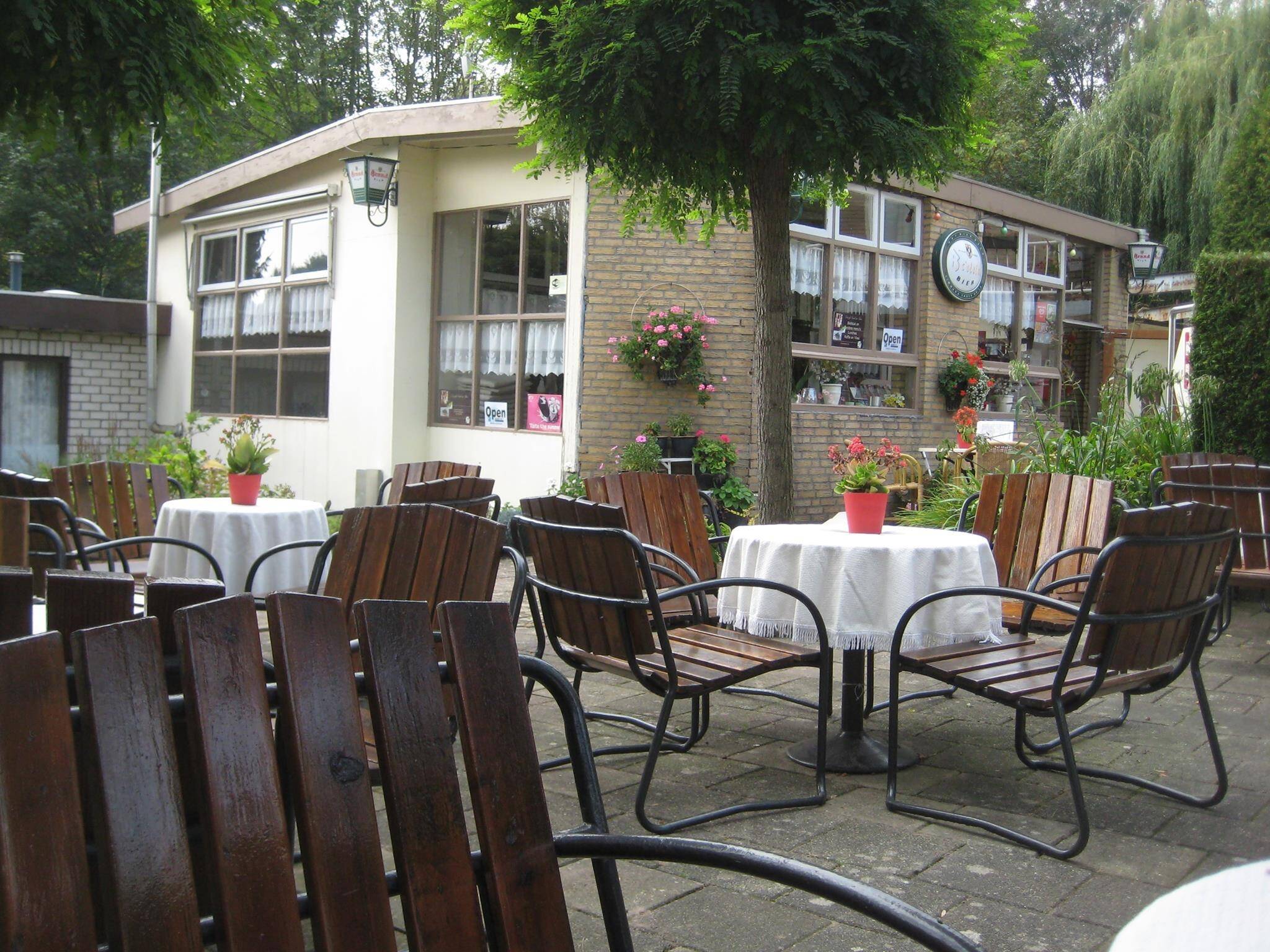 Camping Geul en Bos in Meerssen, Nederland (2024) Alle campings op