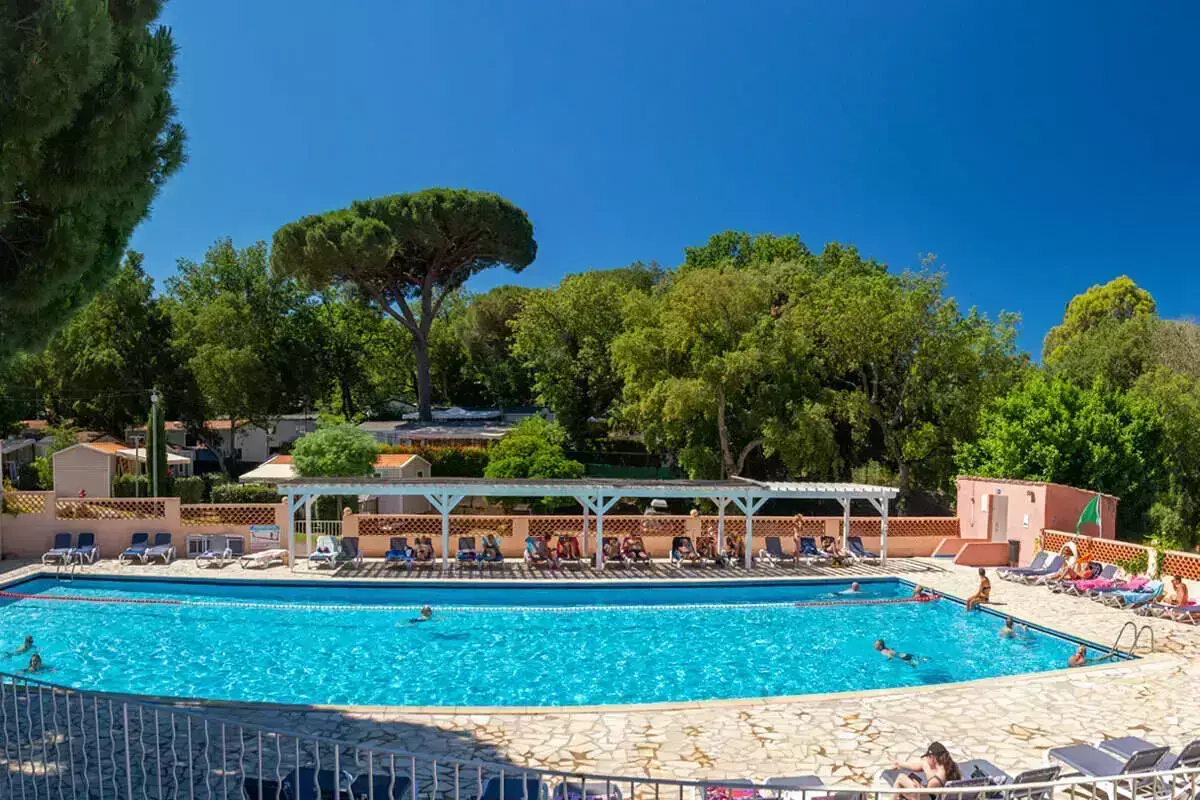 Piscina Camping Golfe de St Tropez - Montana Parc