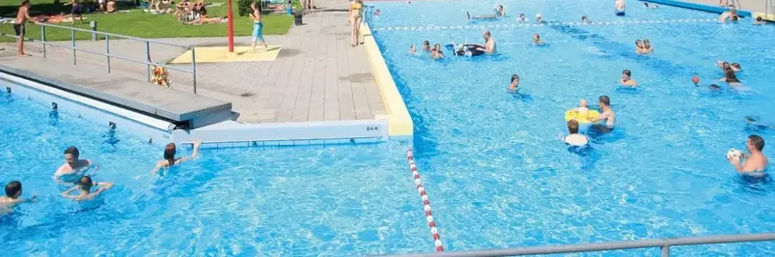 Zwembad Camping Hunzepark - Roompot