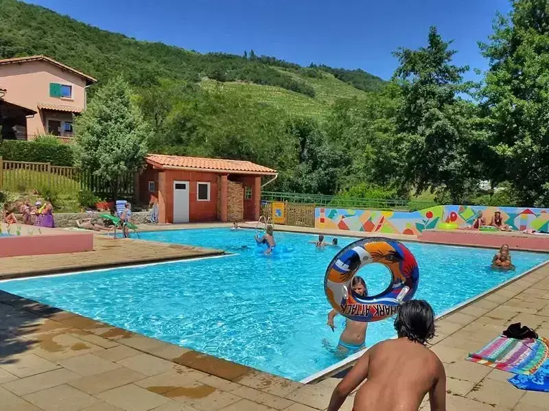 Piscina Camping Iserand
