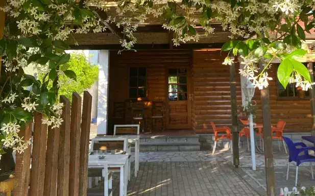 Cafe-Bar-Restaurant Camping Ishull Lezha