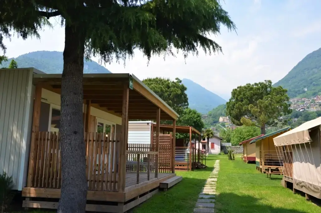 Camping Italia 90 in Domaso, Italien (2026) | Buchen Sie Ihren Campingplatz  auf JetCamp.com