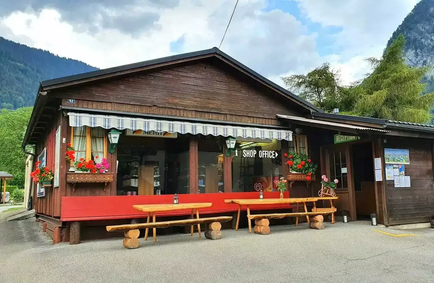 Reception Camping Jungfrau