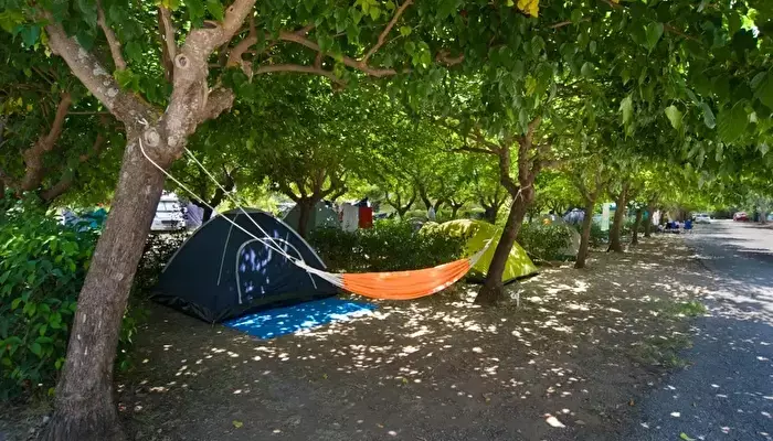 Camping Karavomilos Beach