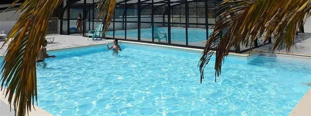 Piscina Camping Kerscolper