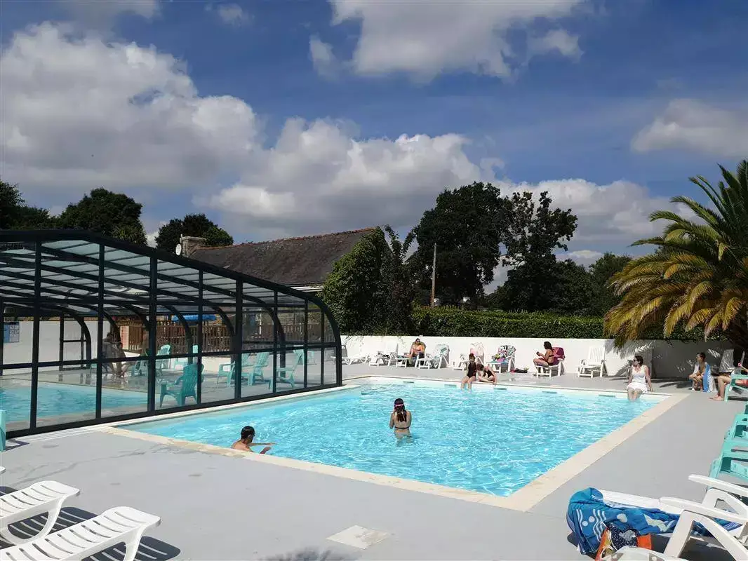 Piscina Camping Kerscolper