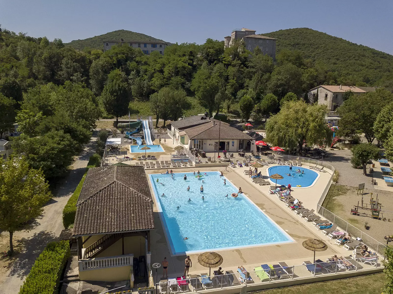 Piscina Camping La Bastide En Ardeche - Rcn