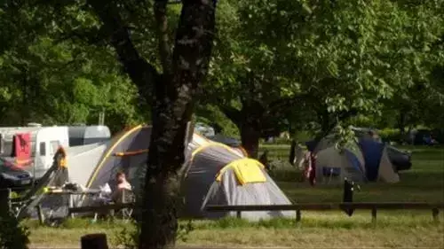 Stan Camping La Berge Ombragée