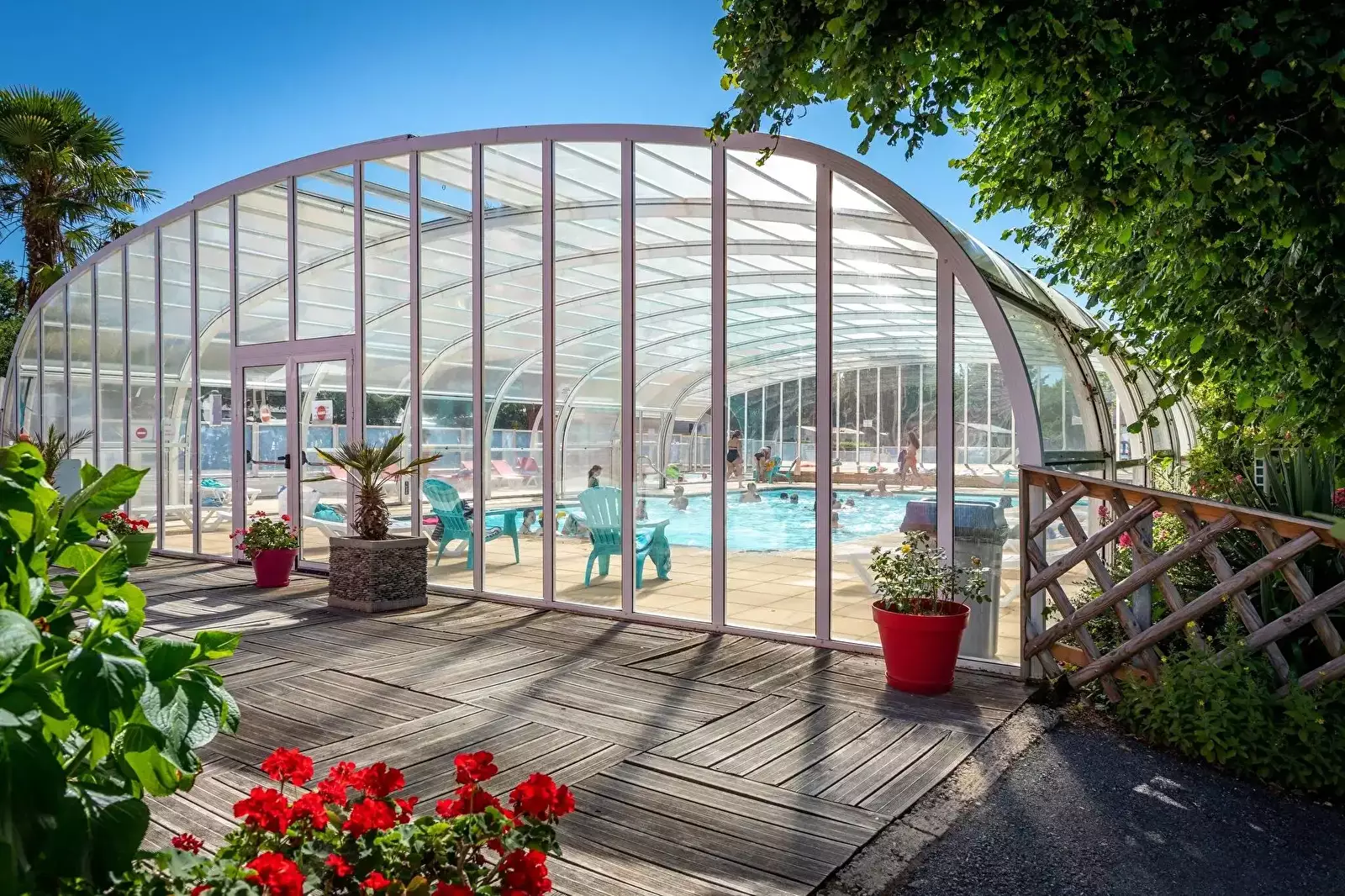 Piscina interna Camping La Blanche Hermine