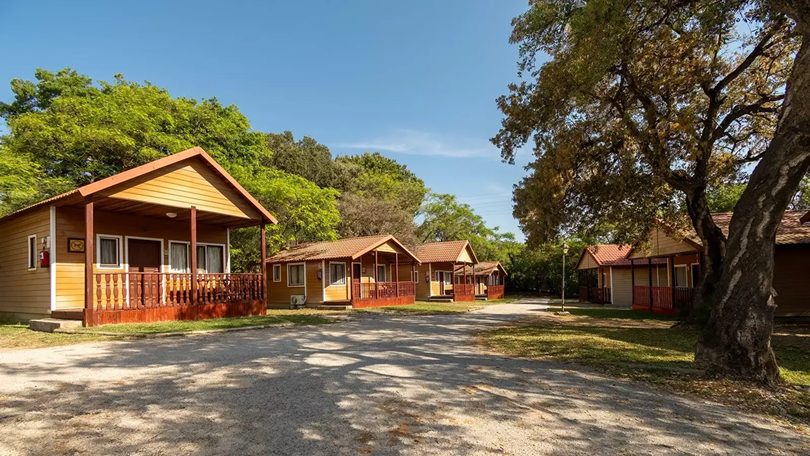 Cottage-Holiday Home Camping La Buganvilla