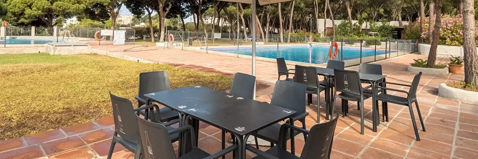 Swimming pool Camping La Buganvilla