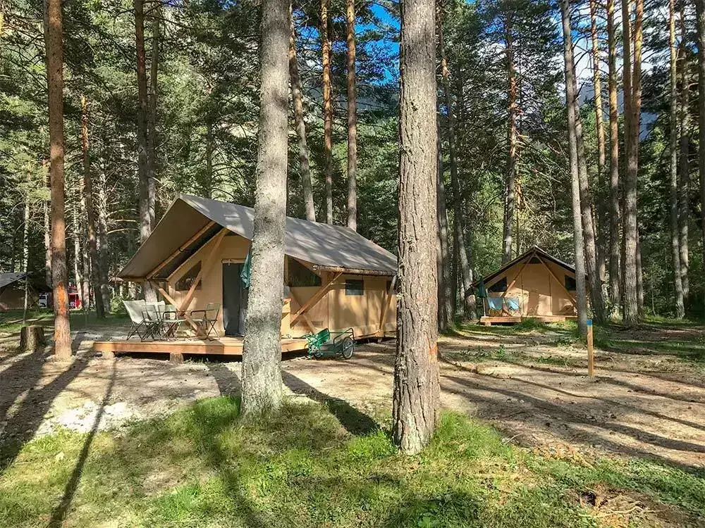 Glamping Camping La Clarée - Huttopia