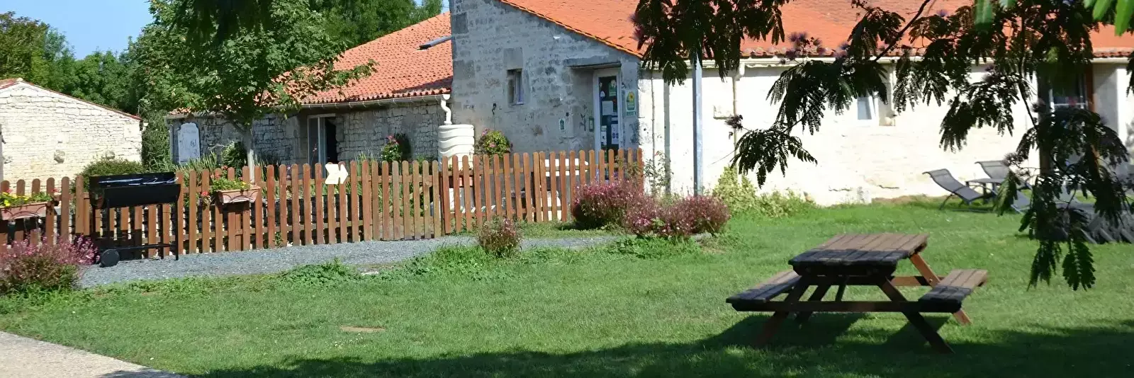 Generale Camping La Clé Des Champs