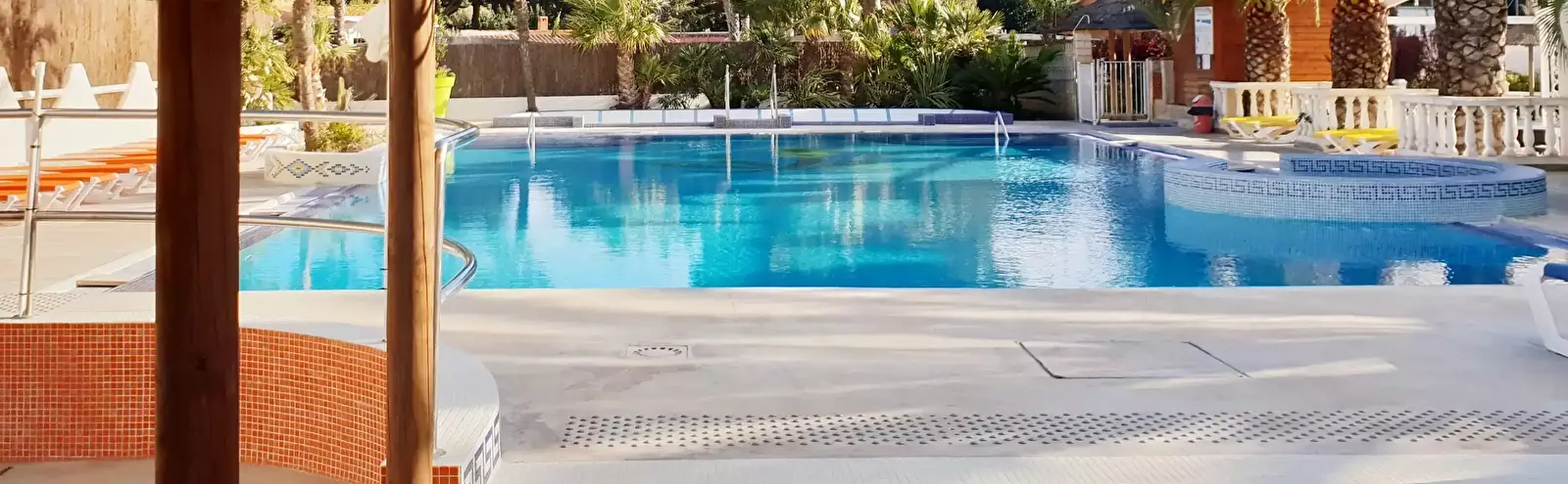Piscina Camping La Croix Du Sud